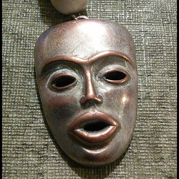 Boho vintage mask necklace - Picture 3 of 7